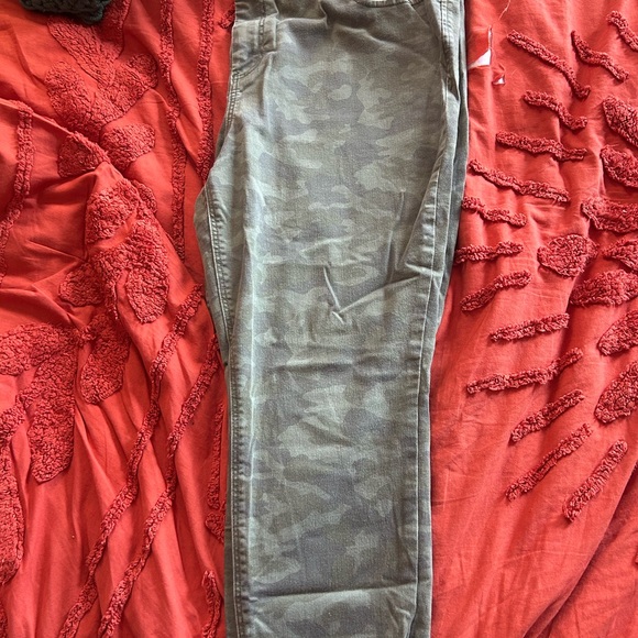 Old Navy Denim - Old Navy Rockstar Super Skinny Pants - Olive Green
